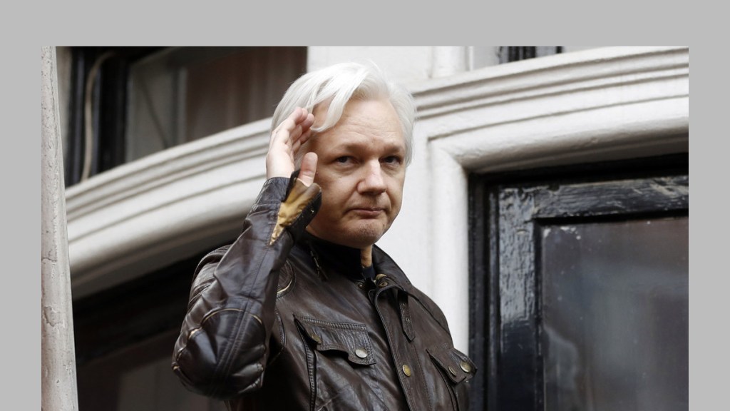 El padre de Julian Assange agradece el «coraje» de López Obrador por defender a su hijo del «vecino del&nbsp;norte»