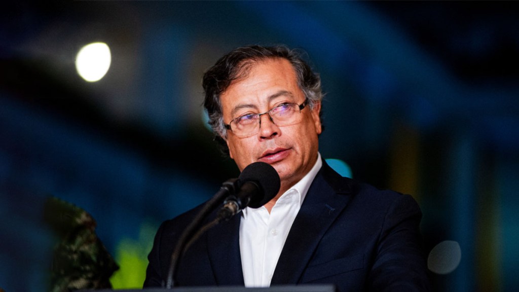 Petro plantea evaluar si Colombia debe decretar una emergencia&nbsp;económica