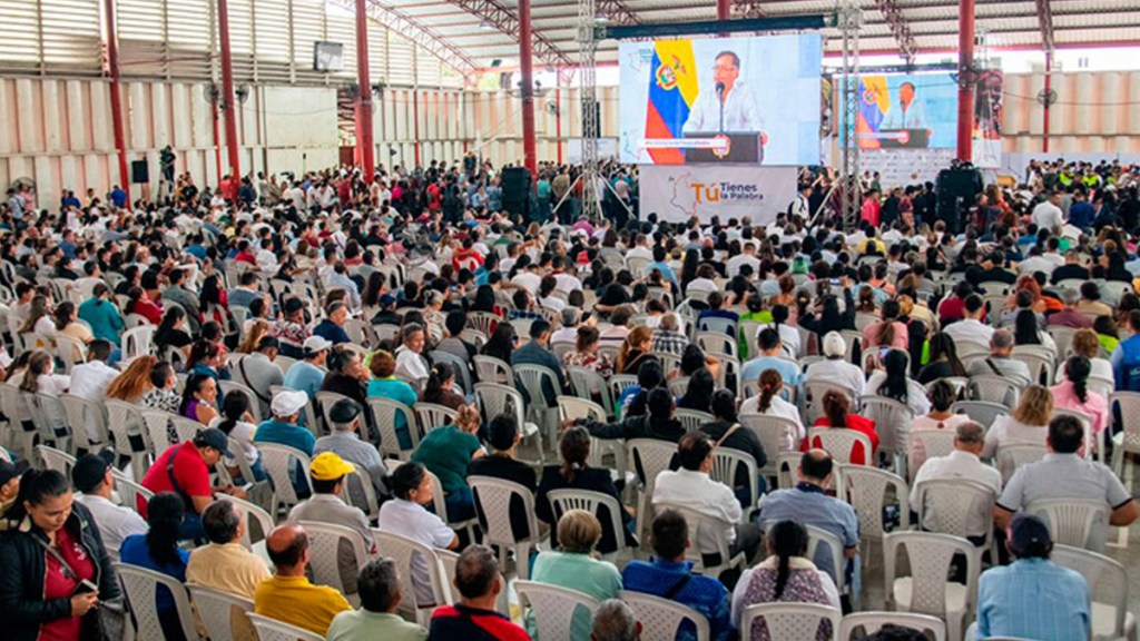 Presidente Petro ordena cerrar trochas ilegales en frontera con Venezuela&nbsp;(Video)