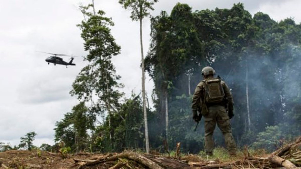 No es posible la paz total con el neoparamilitarismo activo