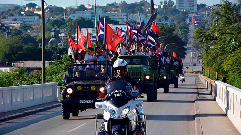 Reeditan en Cuba caravana liderada por Fidel Castro hace 64&nbsp;años