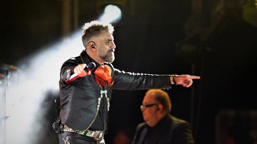 «Mátalas»: la canción del mexicano Alejandro Fernández que desató un escándalo en Viña del&nbsp;Mar