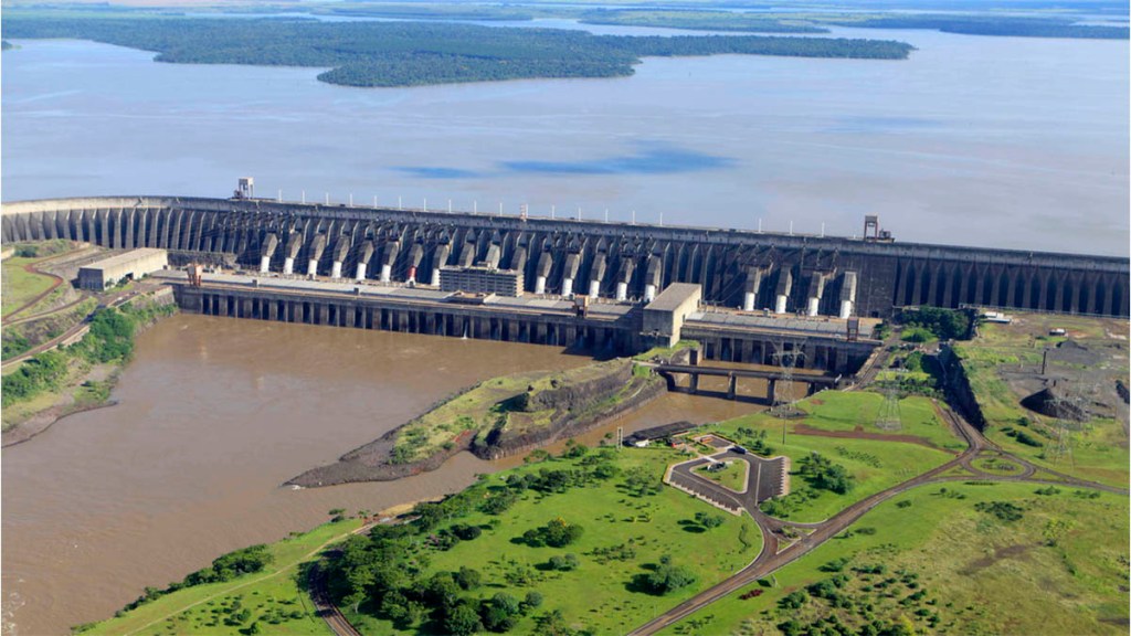 Qué se renegocia en el acuerdo de Itaipú y por qué podría beneficiar a Brasil y&nbsp;Paraguay