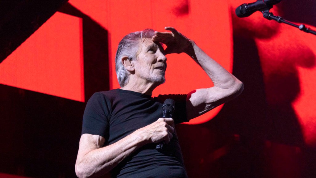Roger Waters irá a tribunales si cancelan sus conciertos en ciudades de&nbsp;Alemania