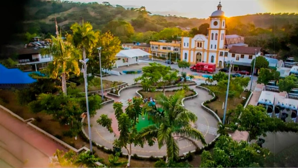 Viotá, Tibacuy, Cumaca y la provincia del Tequendama se quedan sin&nbsp;transporte.