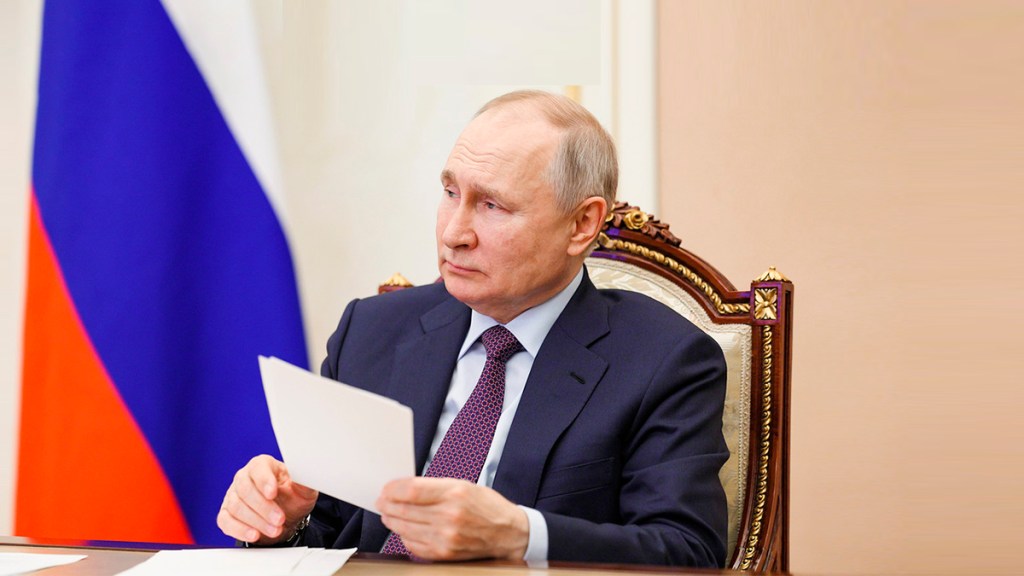 Putin: Rusia no empezó el conflicto sino intenta detener la guerra contra el pueblo&nbsp;ruso