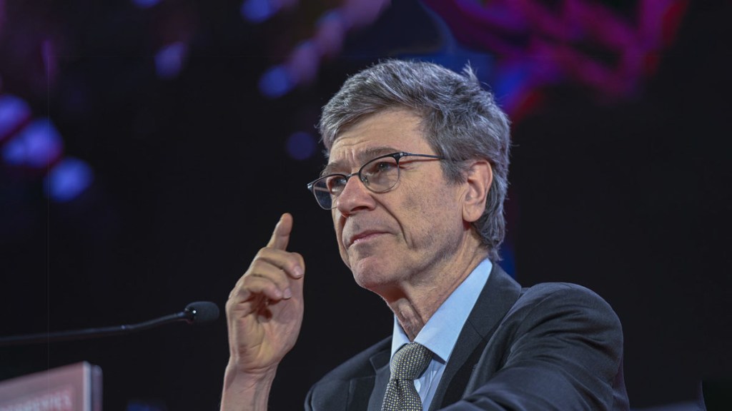 Jeffrey Sachs: EE.UU. está atrapado en el pensamiento de la Guerra Fría y se niega a aceptar el fin de un mundo dominado por&nbsp;Occidente