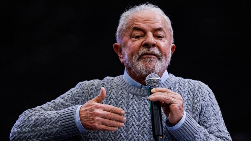 Lula arremete contra el dólar: «¿Por qué no podemos comerciar con nuestras propias&nbsp;monedas?»