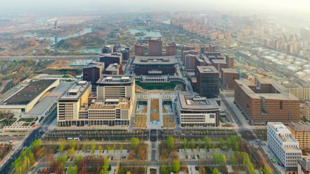 Xi Jinping visita la nueva «ciudad del futuro» china y pide a las empresas que se muden a&nbsp;ella