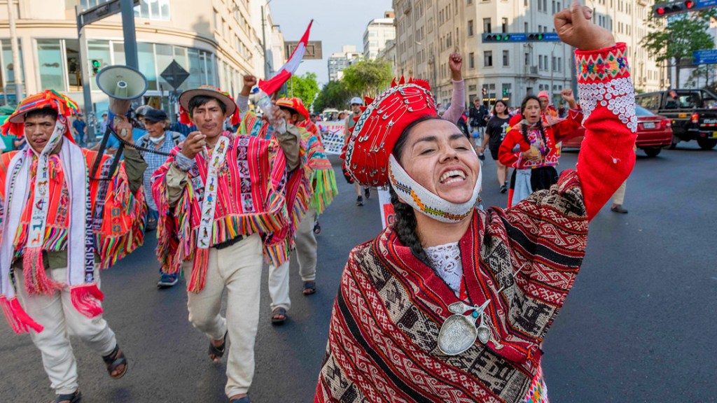 Racismo en Perú: Sondeo revela que 23 % de la población tilda a pueblos indígenas de&nbsp;«obstáculos»