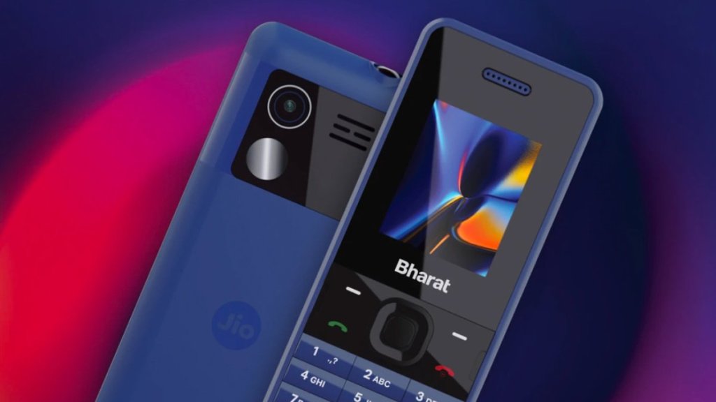 Presentan en la India un teléfono 4G de solo 12 dólares para «democratizar&nbsp;Internet»