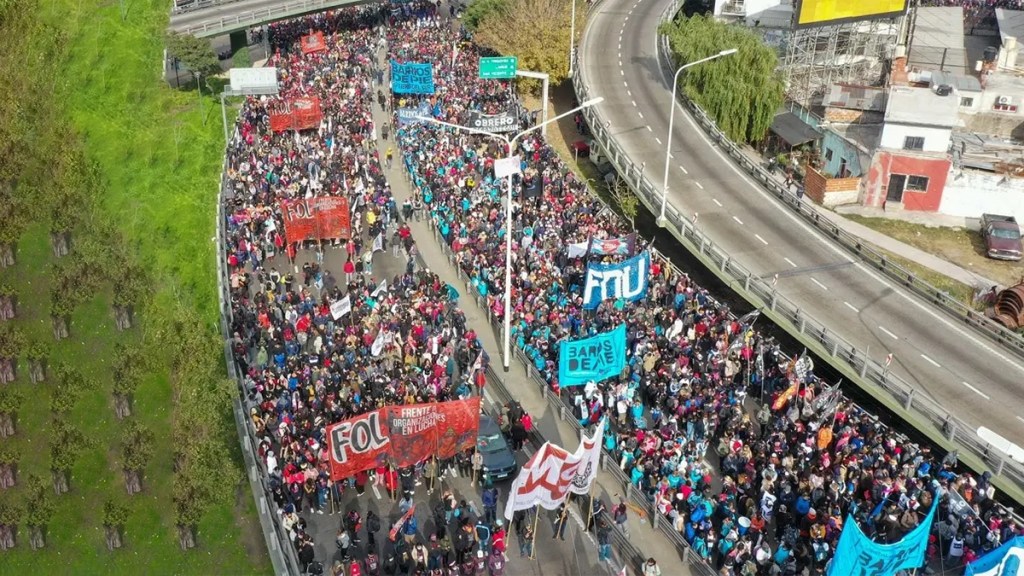 «La derecha deberá lidiar con la resistencia&nbsp;social»