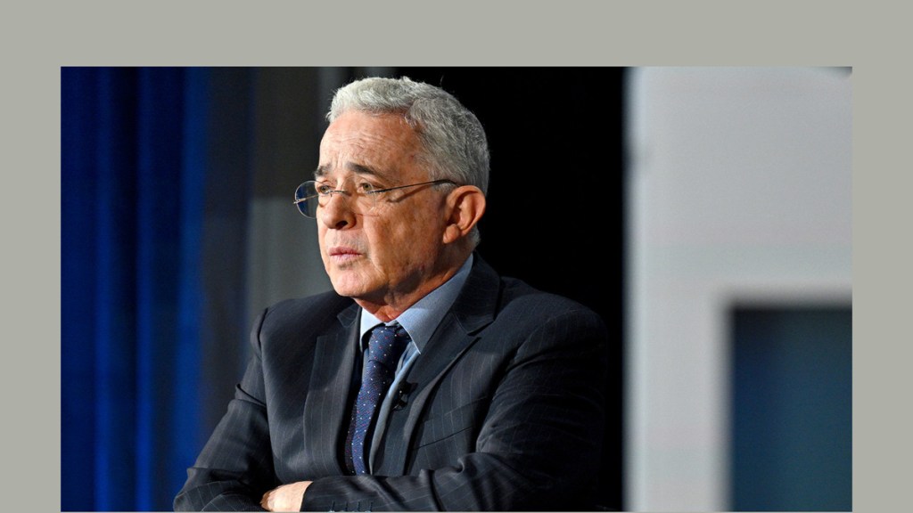 «Yo di la orden»: Uribe admite responsabilidad en una operación que dejó 88 muertos en&nbsp;Colombia