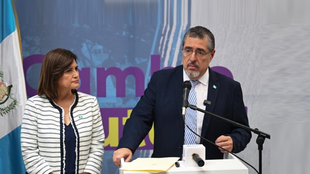 Bernardo Arévalo denuncia un «golpe de Estado en curso» en&nbsp;Guatemala