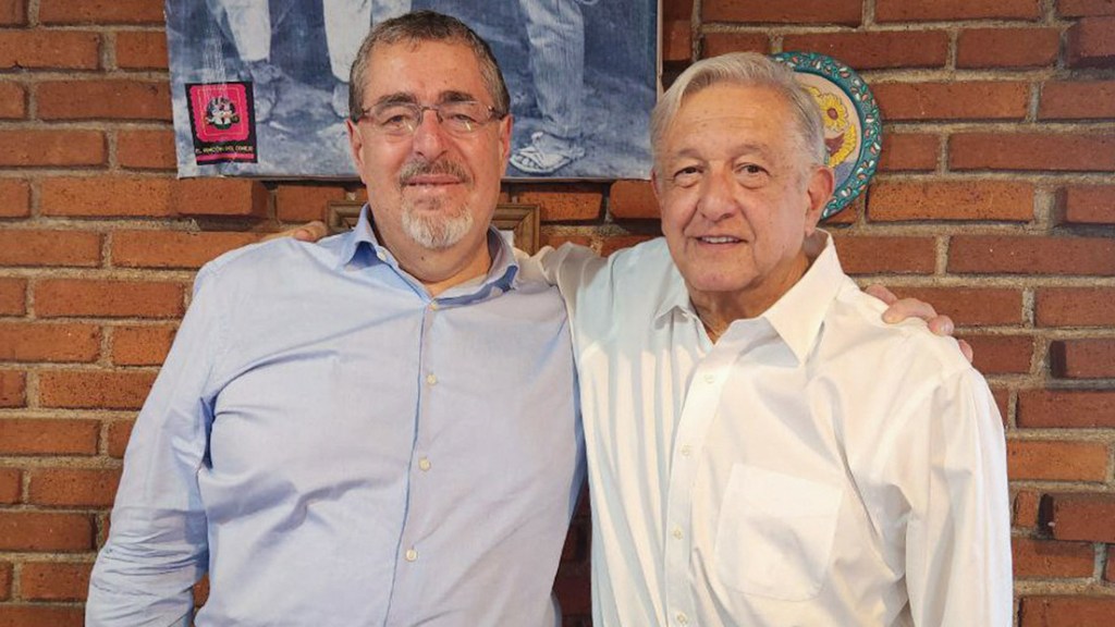 López Obrador le da un espaldarazo a Arévalo en medio de la crisis postelectoral en&nbsp;Guatemala