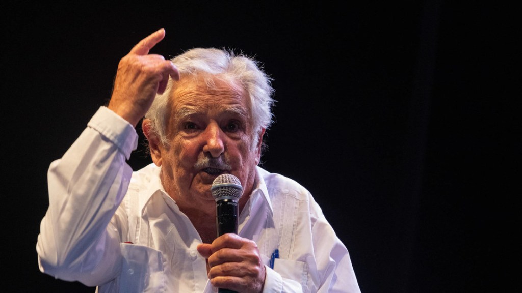 «Los pueblos también se equivocan»: ‘Pepe’ Mujica expresa «preocupación» por el futuro de&nbsp;Argentina