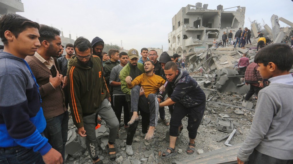 Putin: Más de 900 personas solicitaron a Rusia la evacuación de&nbsp;Gaza