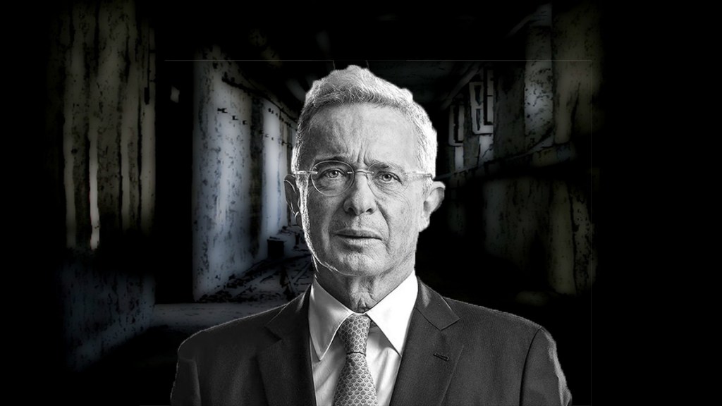 Álvaro Uribe, denunciado ante la justicia argentina por los ‘falsos&nbsp;positivos’