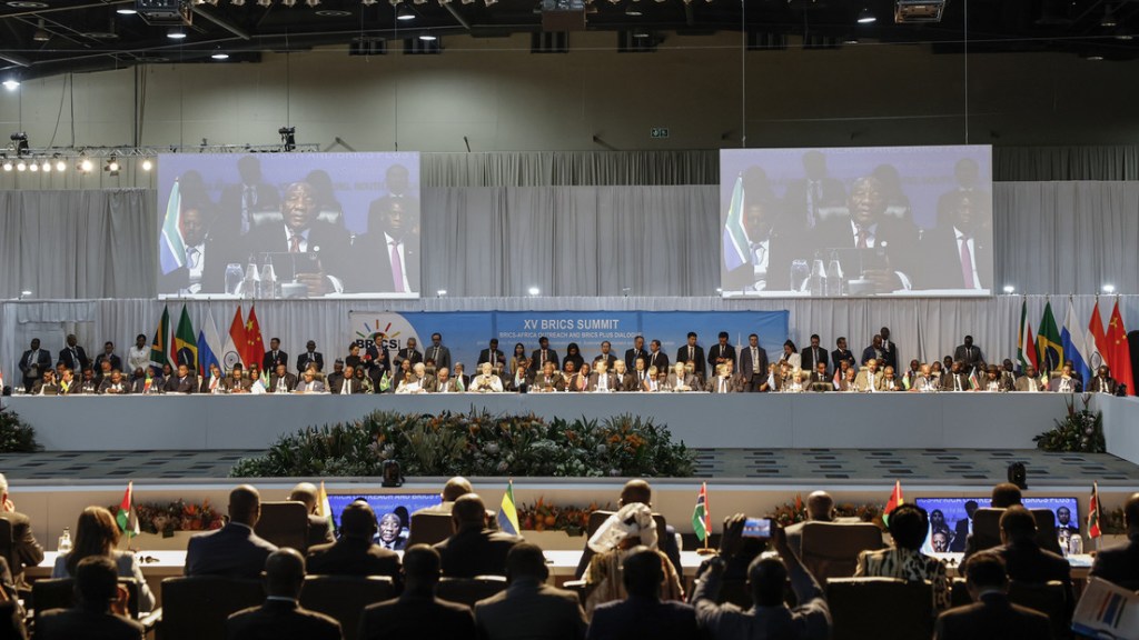 Lavrov: «El interés de América Latina por los BRICS es muy&nbsp;fuerte»