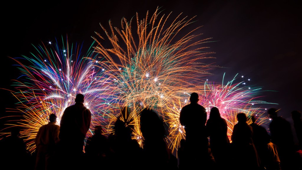Un municipio letón prohibirá fuegos artificiales a medianoche de Moscú para no celebrar Año Nuevo&nbsp;juntos