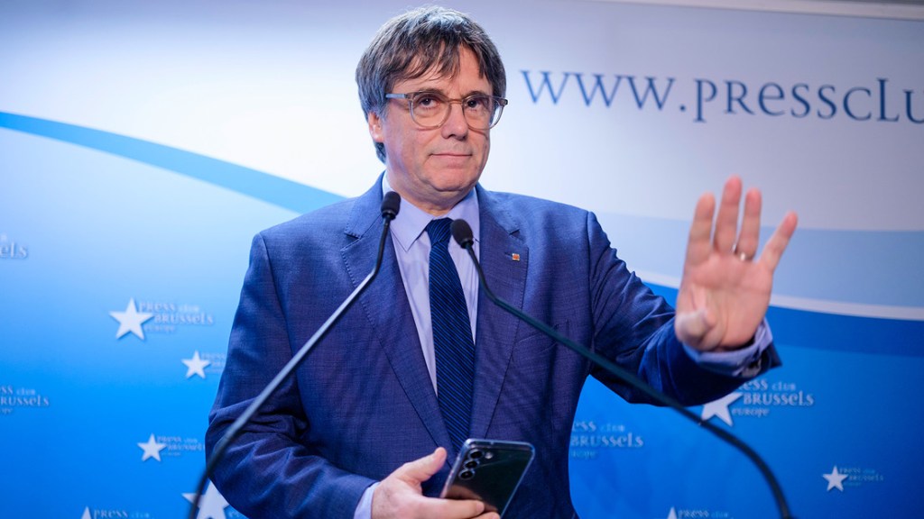 La Justicia española insiste en acusar a Puigdemont de terrorismo por el caso Tsunami&nbsp;Democrátic