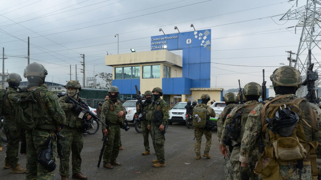 Colombia admitirá a sus nacionales presos en Ecuador tras estudiar «caso por&nbsp;caso»