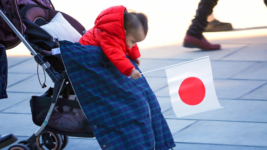 Natalidad en Japón cae a mínimo&nbsp;histórico
