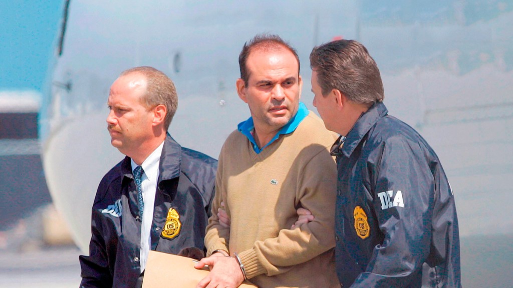 El exparamilitar Salvatore Mancuso llega a Colombia deportado de&nbsp;EE.UU.