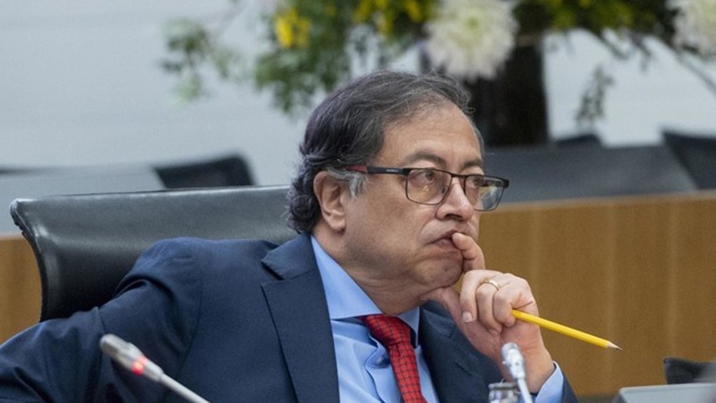 Instituciones y guerra de baja intensidad contra el gobierno&nbsp;popular