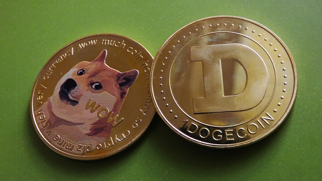 «¡Dogecóin a la luna!»: Musk apoya la criptomoneda y hace una&nbsp;promesa