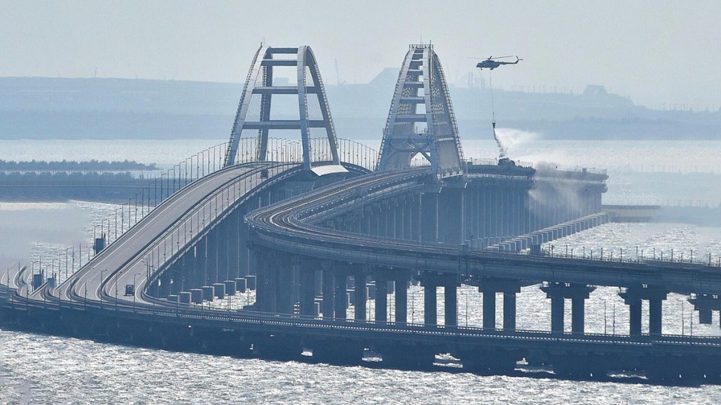 El Ejército ruso repele ataque masivo de Kiev con misiles Atacms contra el puente de&nbsp;Crimea