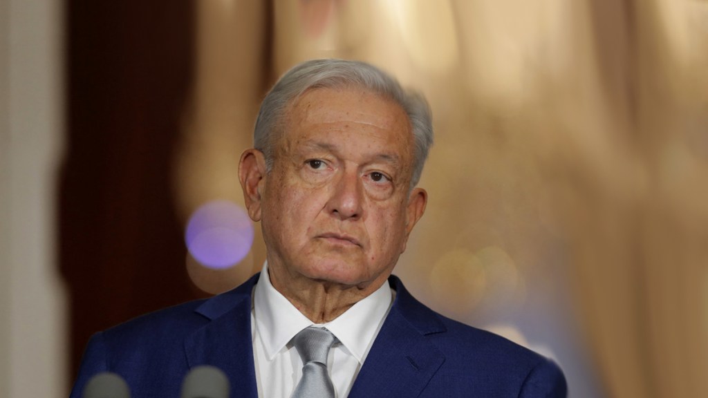 López Obrador alerta que «toda la derecha mundial está contra&nbsp;Venezuela»