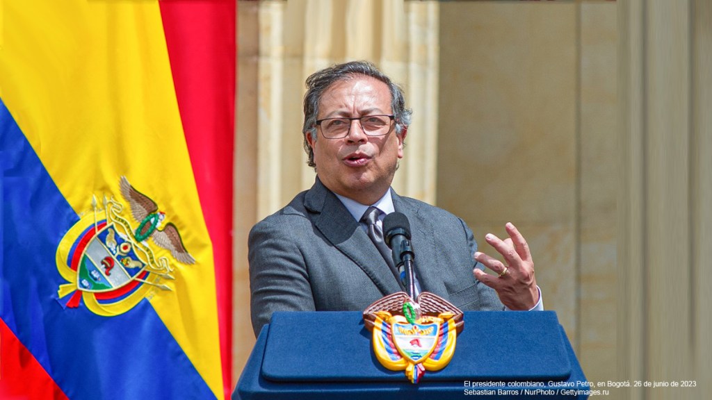 Petro reacciona a la actuación de la justicia contra Álvaro&nbsp;Uribe
