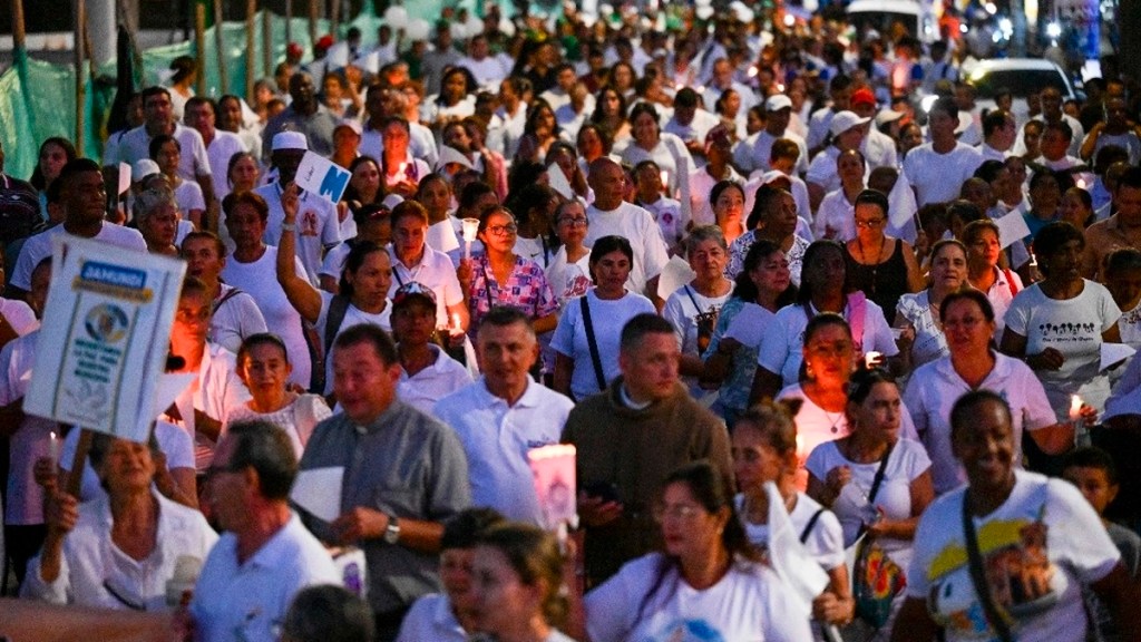 Colombia inicia diálogos de paz con disidencias de las&nbsp;FARC