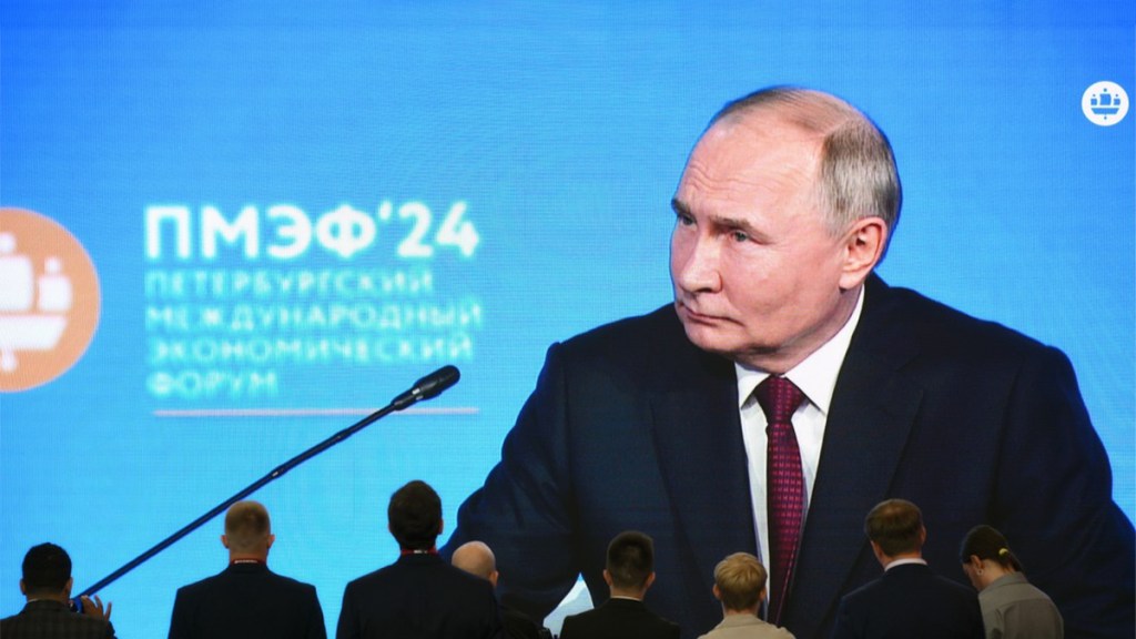 Putin: El BRICS busca crear un sistema de pago&nbsp;independiente