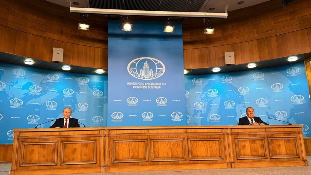 Putin: «Afirmaciones de que Rusia atacará Europa son un disparate&nbsp;absoluto»