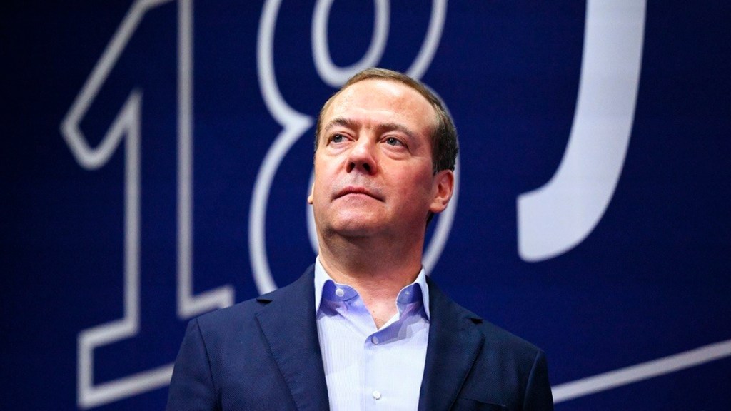 Medvédev da a EE.UU. una lección de su propia historia con paralelismos con&nbsp;Ucrania