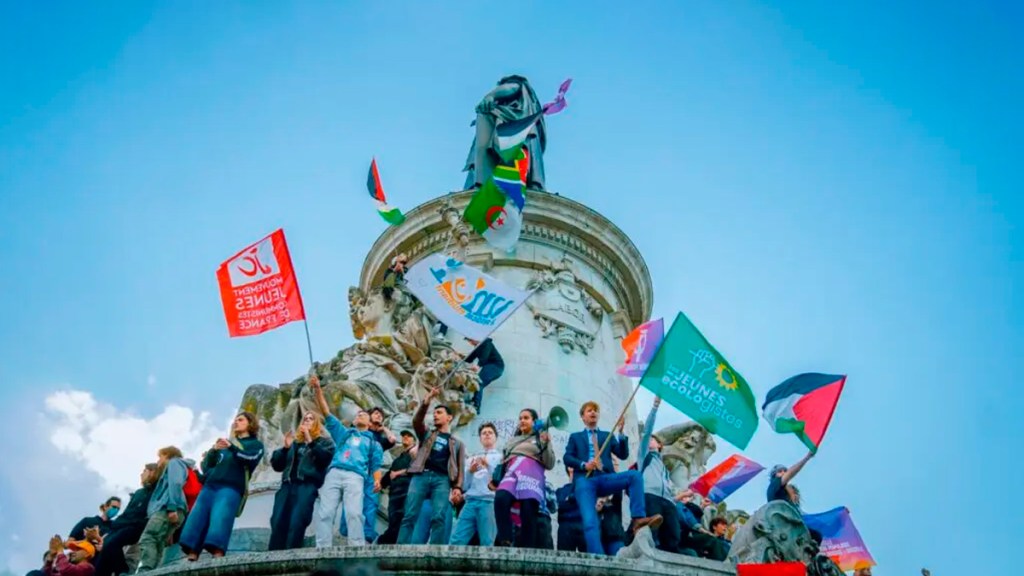 En la lucha contra el fascismo, ¿basta con ser&nbsp;«antisistema»?
