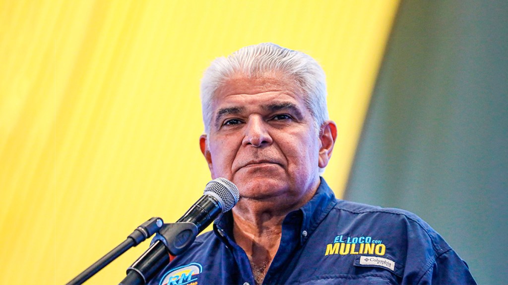 Mulino asume el poder en Panamá con el compromiso de dinamizar la economía y repatriar a&nbsp;migrantes