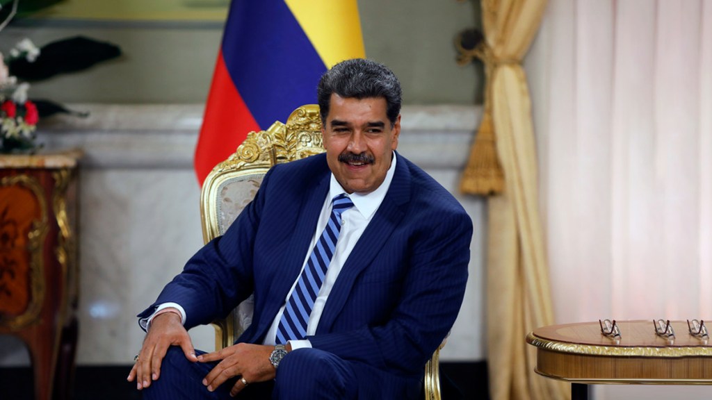 Maduro advierte que la oposición extremista quiere generar «una&nbsp;hecatombe»
