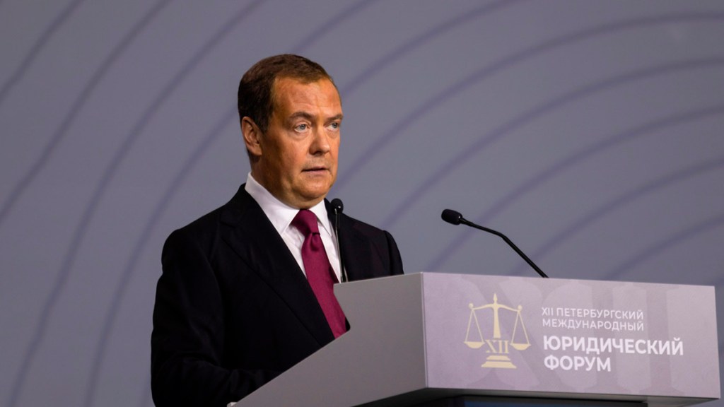 Medvédev: «No habrá negociaciones hasta que Ucrania esté completamente&nbsp;derrotada»