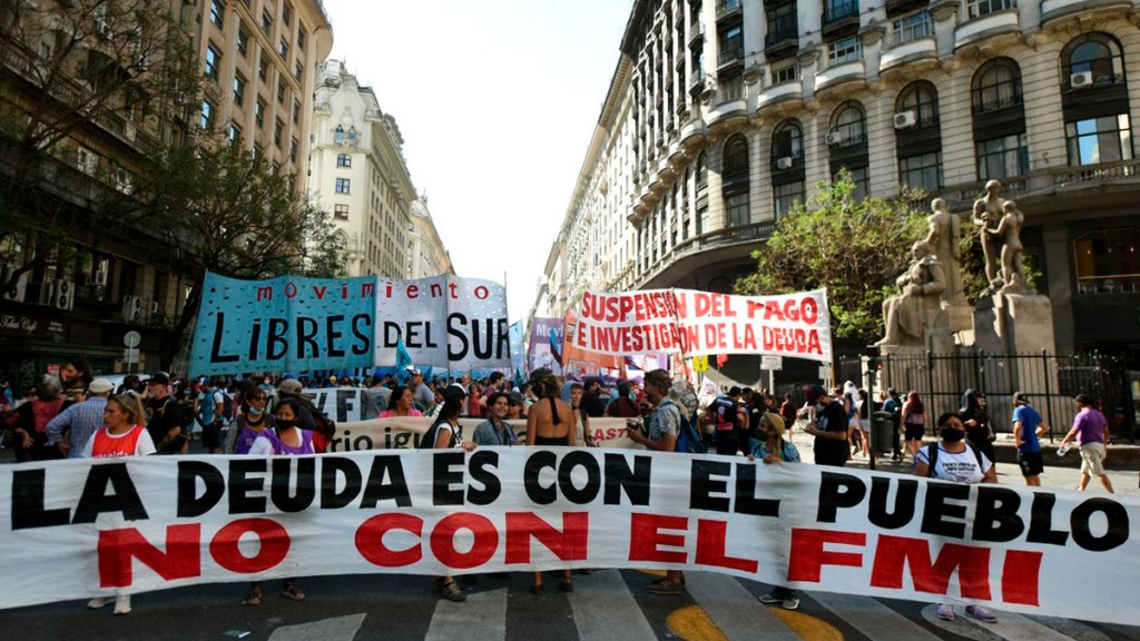 «No al neoliberalismo»: La dura advertencia de un exministro de Petro para&nbsp;Latinoamérica