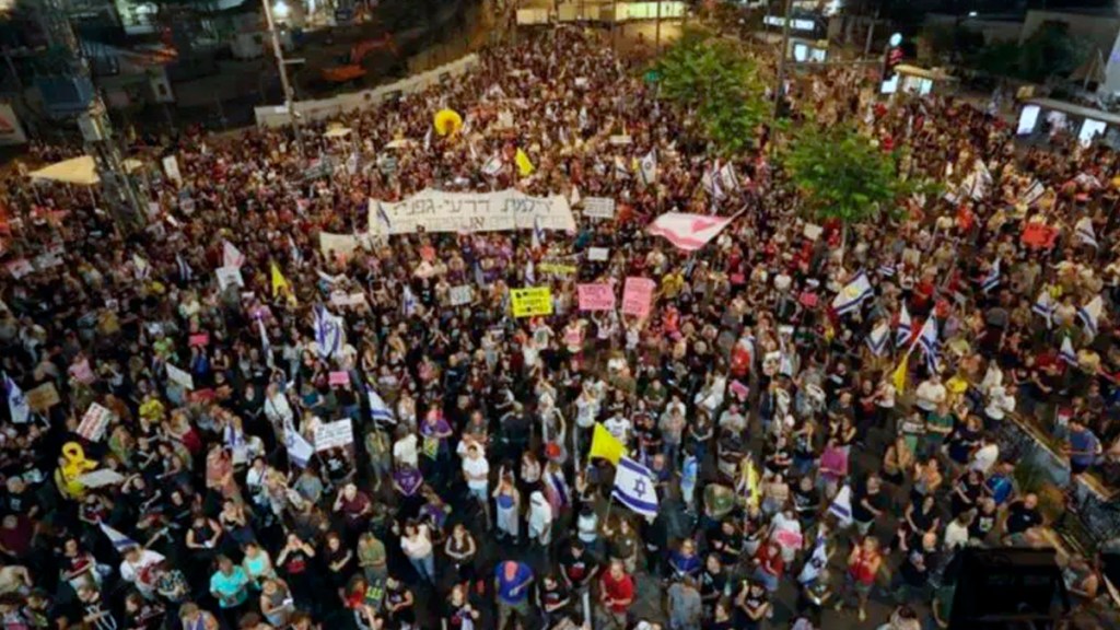 Israelíes tomaron las calles de Tel Aviv en contra de las políticas de&nbsp;Netanyahu