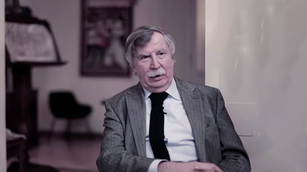 Joan Garcés: “Salvador Allende es un producto del sistema político, social y cultural&nbsp;chileno”