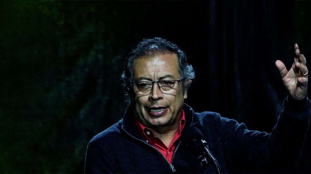 «Una acción que cierra un proceso de paz con sangre»: Petro atribuye al ELN el ataque a una base&nbsp;militar