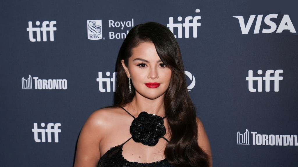 Selena Gómez revela que tener un hijo «pondría en riesgo su vida y la del&nbsp;bebé»