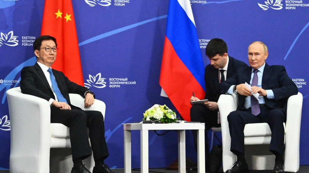 Putin: «Las relaciones entre Rusia y China han llegado a un nivel alto sin&nbsp;precedentes»