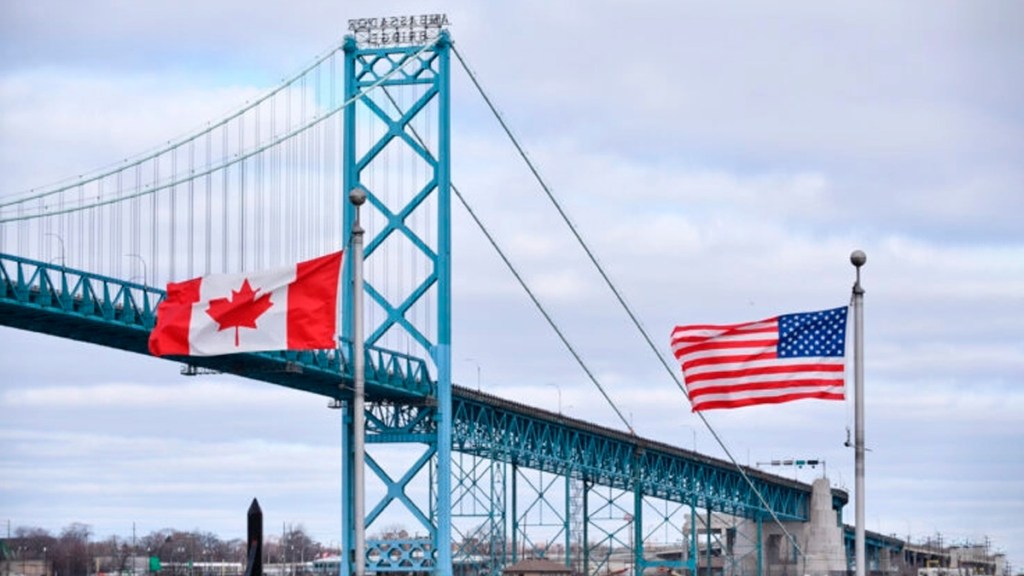 Los canadienses presentarán previamente una foto digital y una licencia de conducir para cruzar la frontera en 2026, según un informe&nbsp;federal