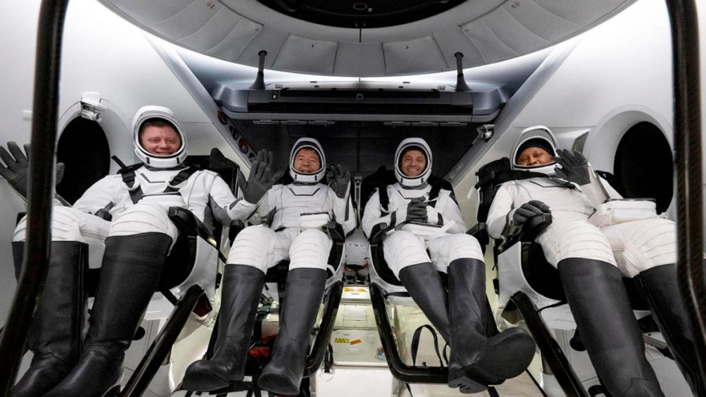Misterio en torno a la hospitalización de un astronauta de la NASA tras 235 días en el&nbsp;espacio