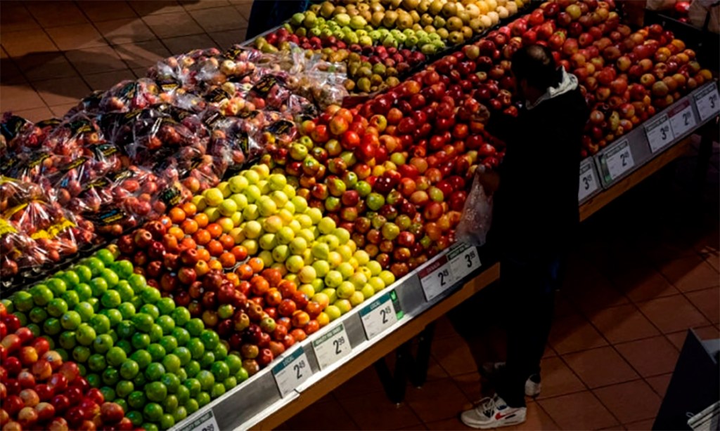 Un tercio de los canadienses ha pedido dinero prestado para pagar alimentos y otras necesidades en&nbsp;2024